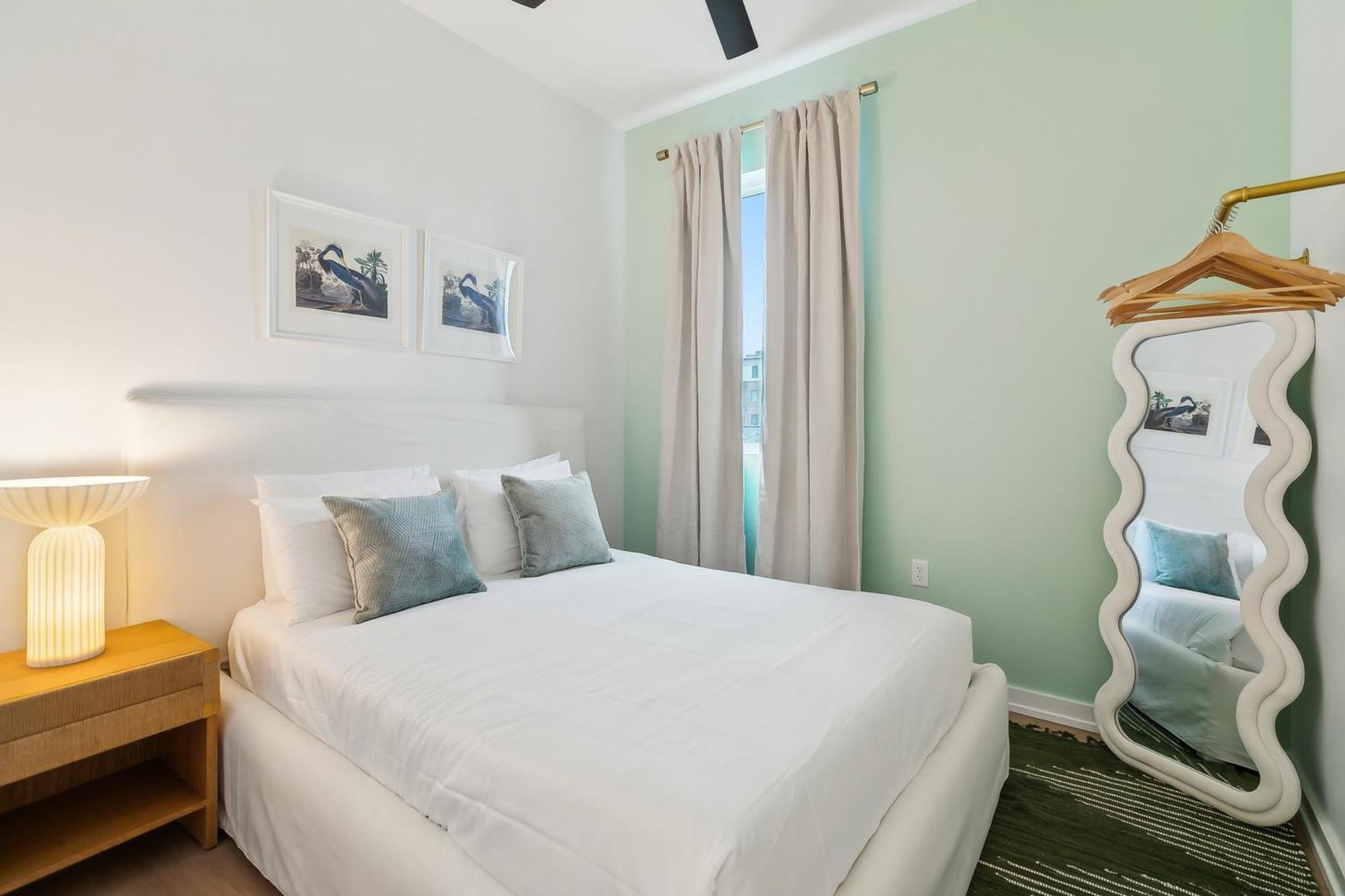 The Revelry Aparthotel New Orleans Room photo