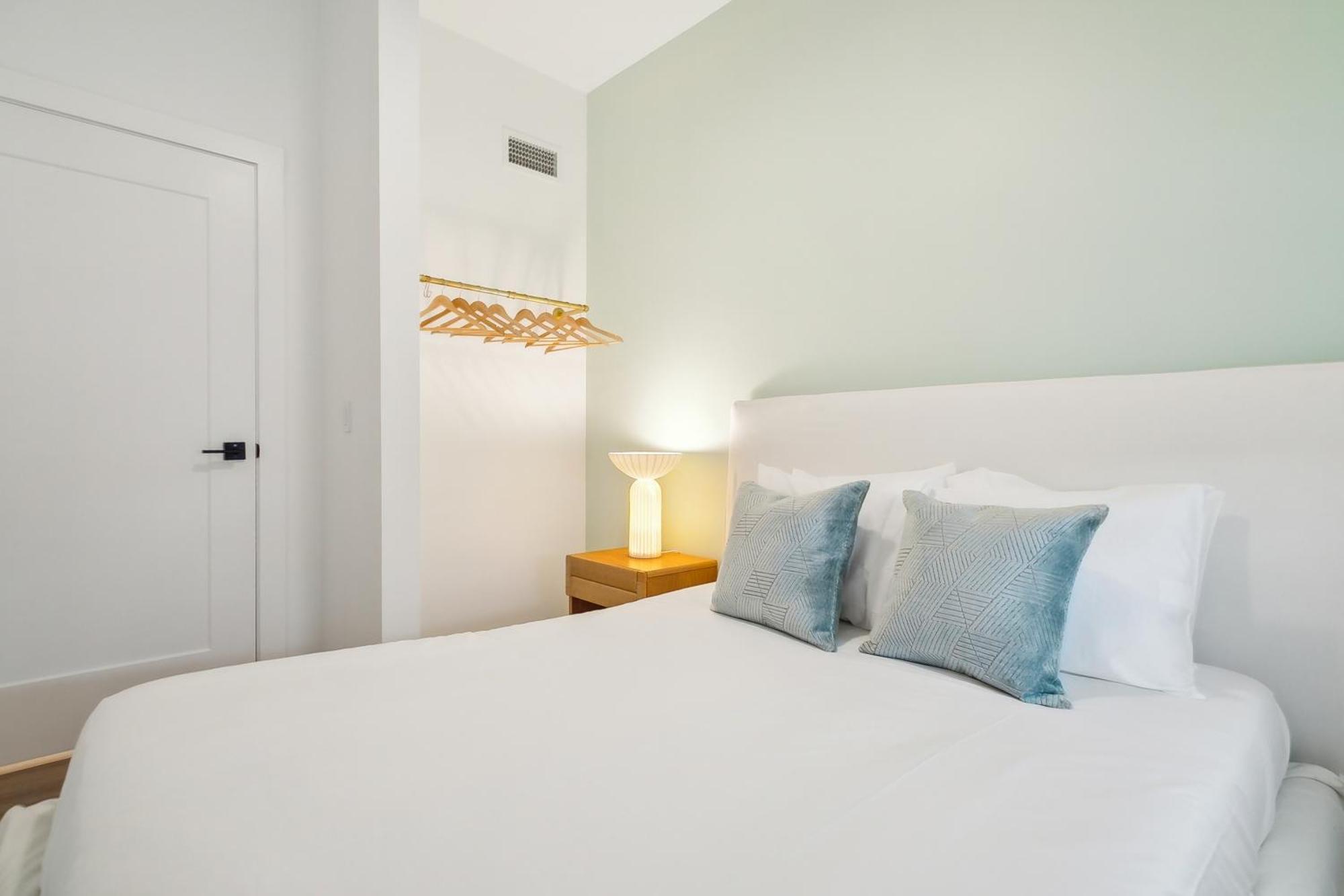The Revelry Aparthotel New Orleans Room photo